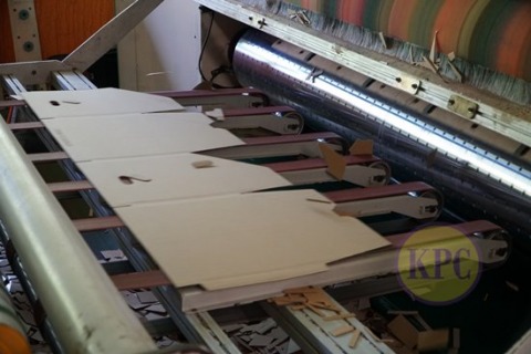 กล่องลูกฟูกราคาถูก